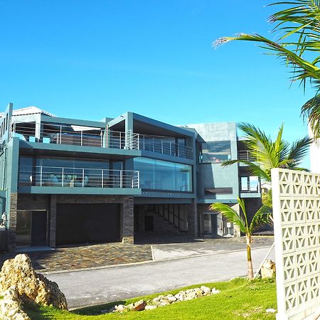 Villa Omoro Nakidzsin Kültér fotó