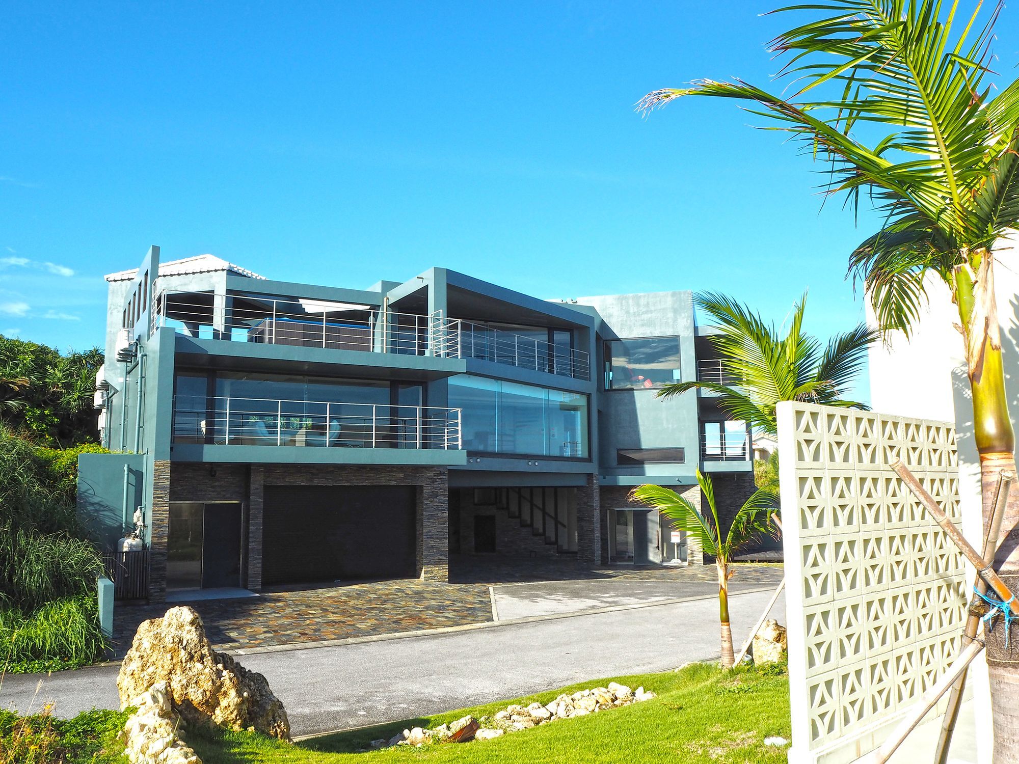 Villa Omoro Nakidzsin Kültér fotó